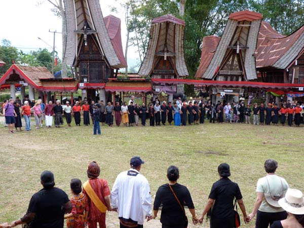 Sulawesi Toraja Travel
