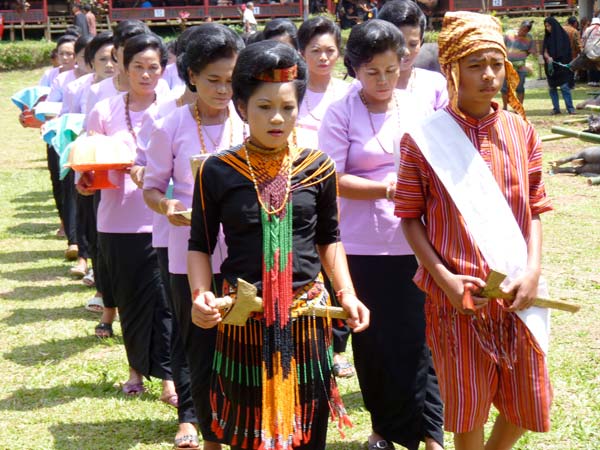 Sulawesi Toraja Travel
